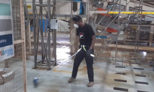 Professional Focused Cleaning of Factories 3